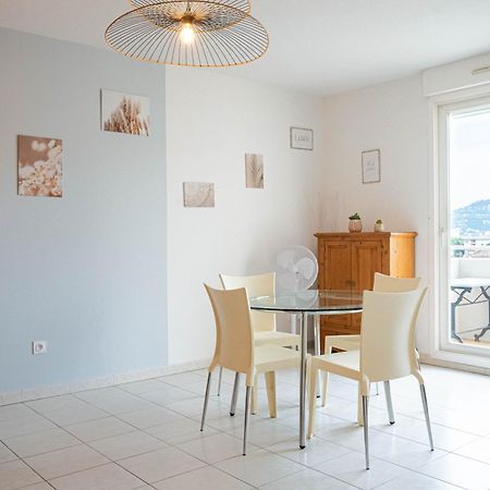 T2 Tout Confort Proche Centre Hyeres & Plages エクステリア 写真